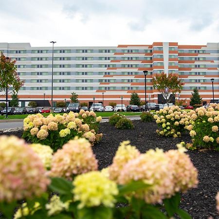 Mohegan Pennsylvania - Adults Only Wilkes-Barre Exterior foto