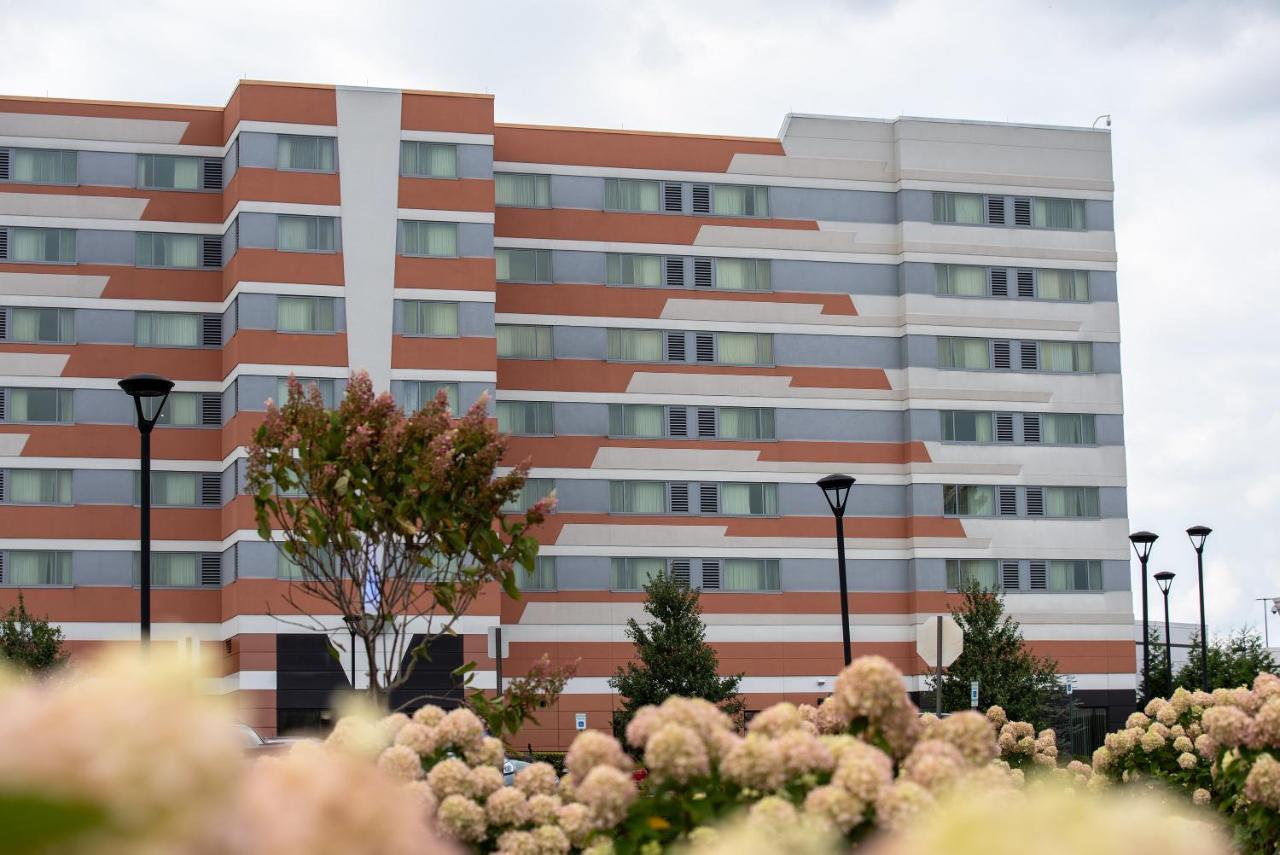 Mohegan Pennsylvania - Adults Only Wilkes-Barre Exterior foto