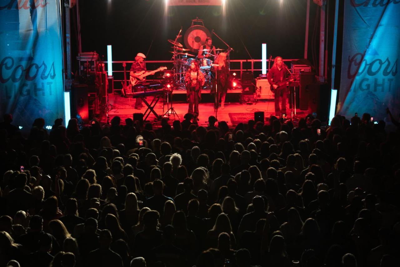 Mohegan Pennsylvania - Adults Only Wilkes-Barre Exterior foto