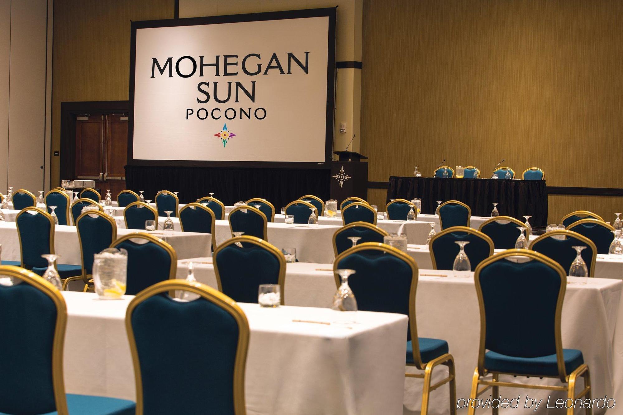 Mohegan Pennsylvania - Adults Only Wilkes-Barre Exterior foto
