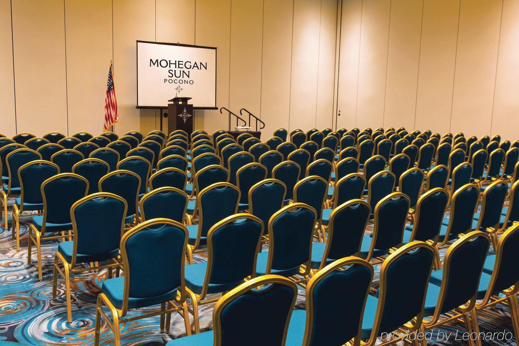 Mohegan Pennsylvania - Adults Only Wilkes-Barre Exterior foto